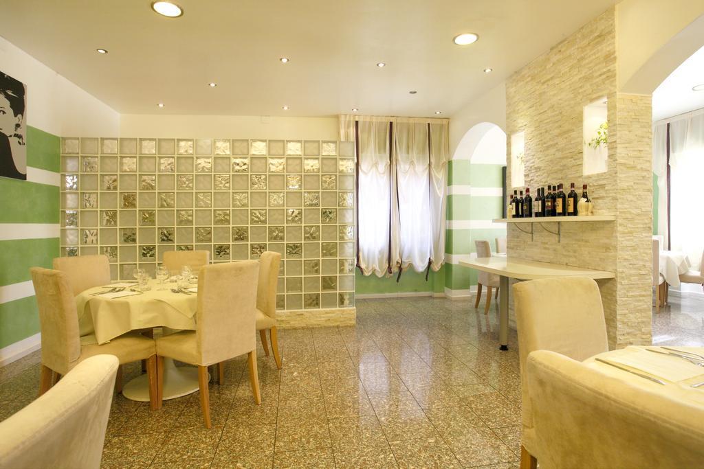 Vintage Hotel Montecatini Terme Buitenkant foto