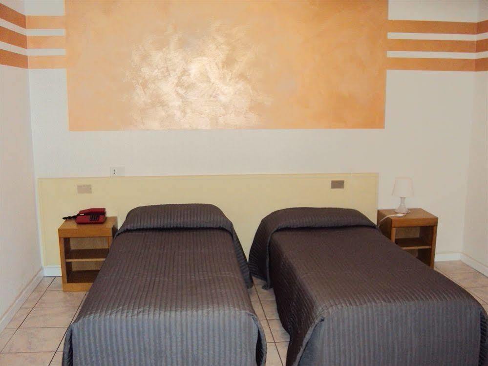 Vintage Hotel Montecatini Terme Buitenkant foto